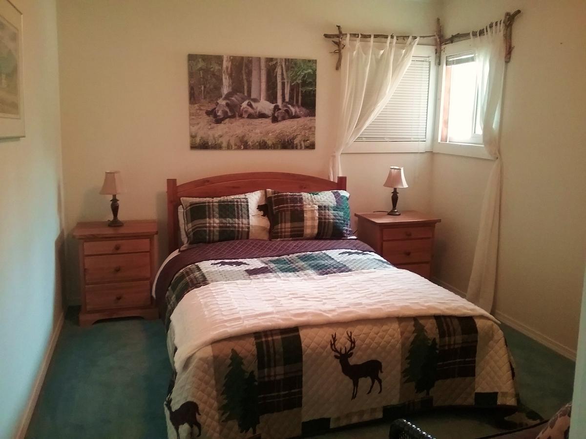 Tatla Lake Eagle Bear Lodge מראה חיצוני תמונה