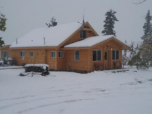 Tatla Lake Eagle Bear Lodge מראה חיצוני תמונה